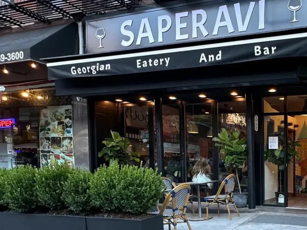 Wide view of 14th Street bistro and patio